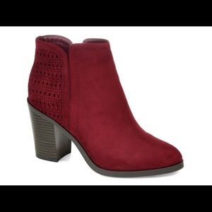 Maroon Short heeled booties